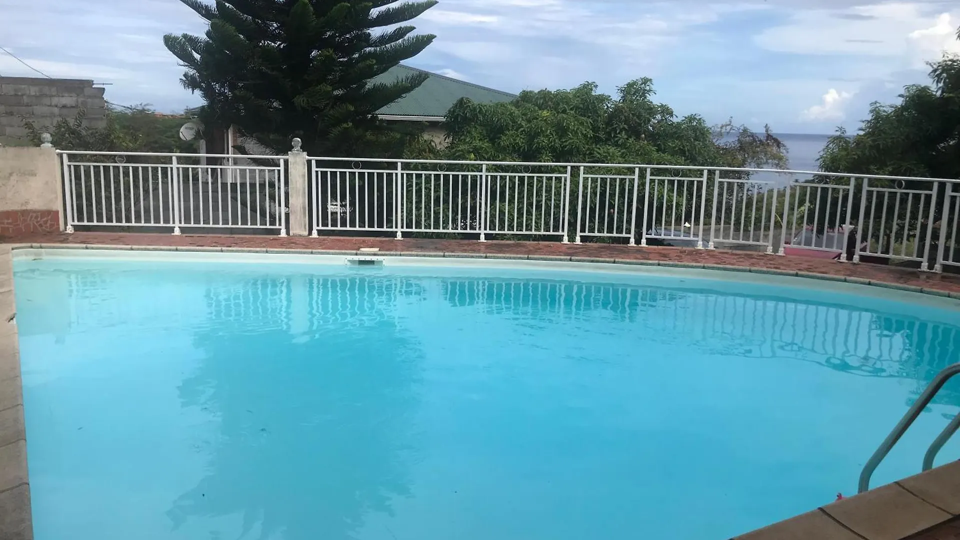 Appartamento T4 Climatise Vue Mer Dans Villa Piscine Bouillante