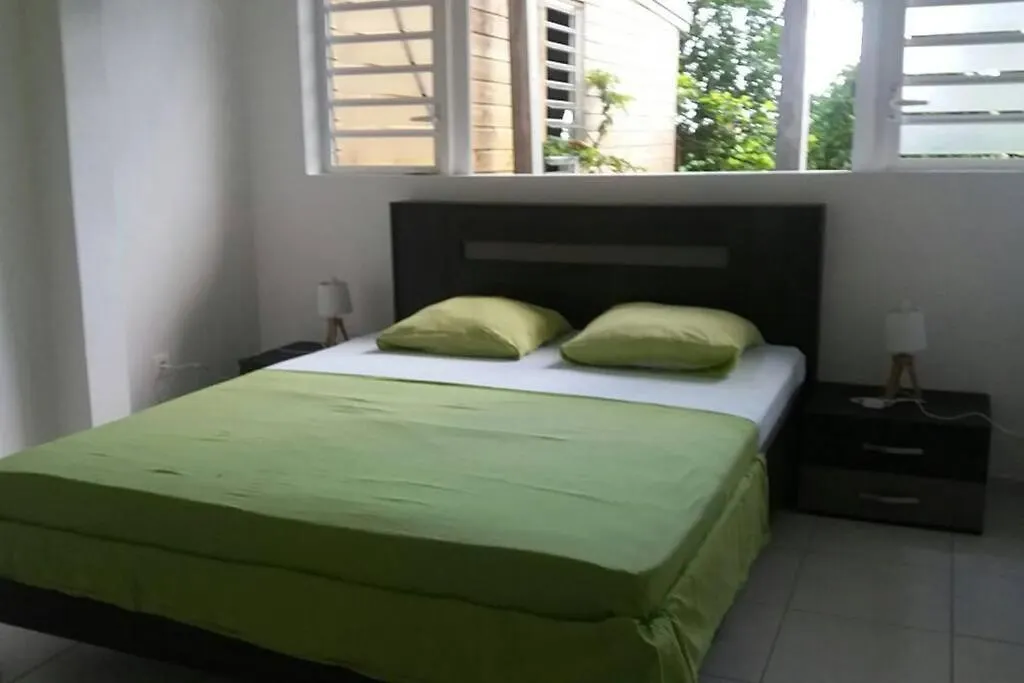 Apartment T4 Climatise Vue Mer Dans Villa Piscine Bouillante