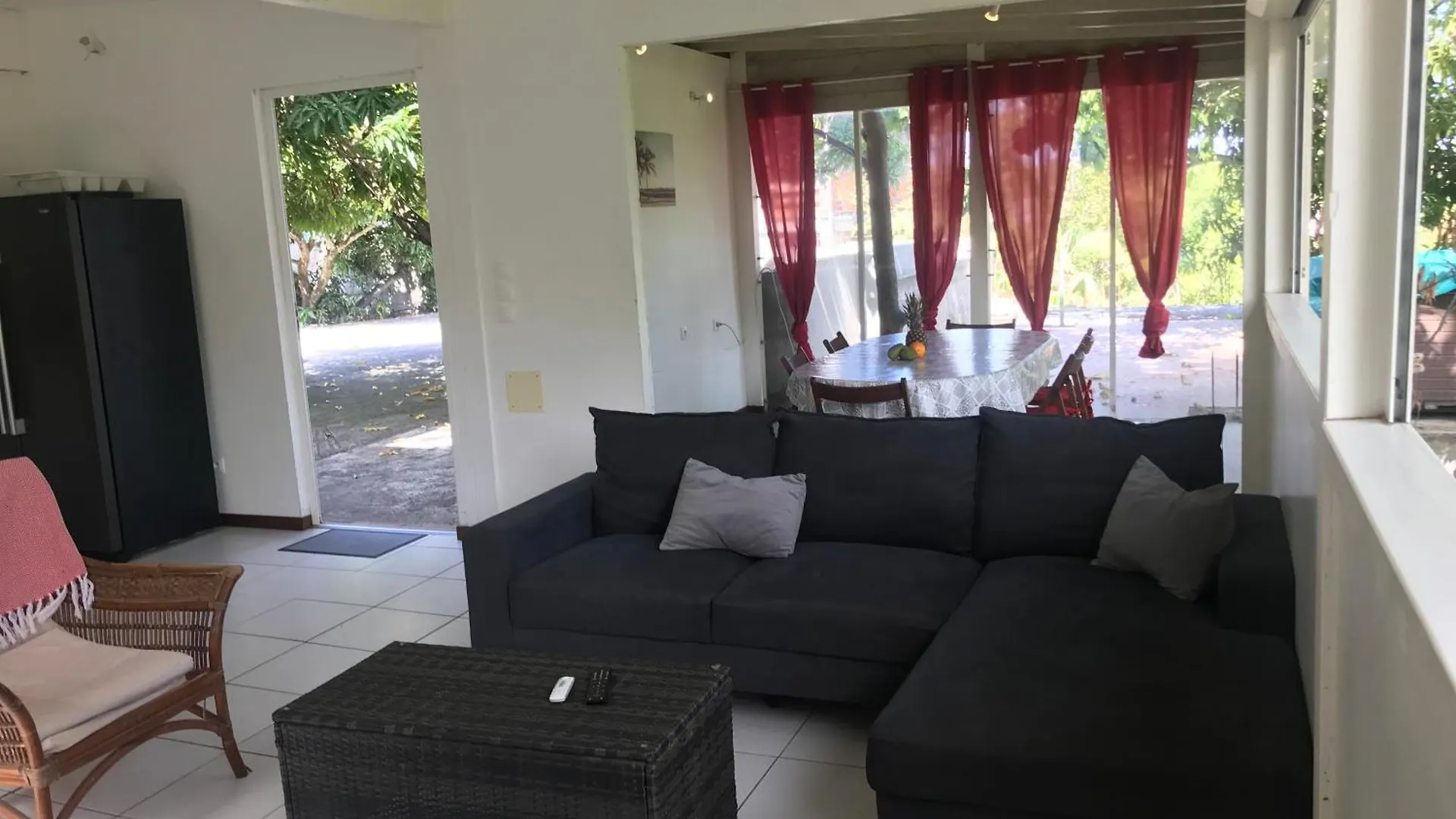 Apartment T4 Climatise Vue Mer Dans Villa Piscine Bouillante Guadeloupe